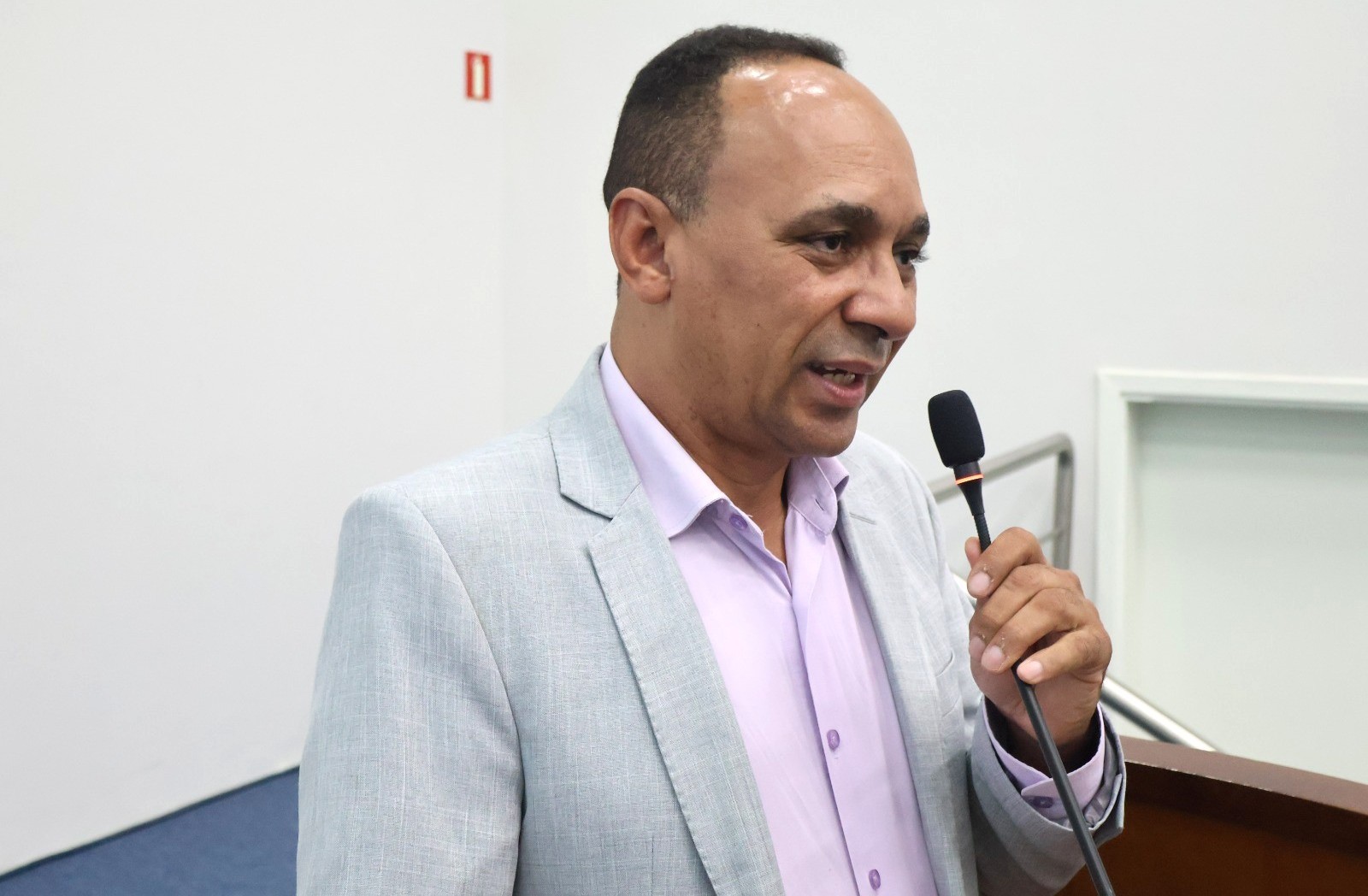 Conscientização no trânsito é tema de indicação apresentada pelo vereador Nelson Soares