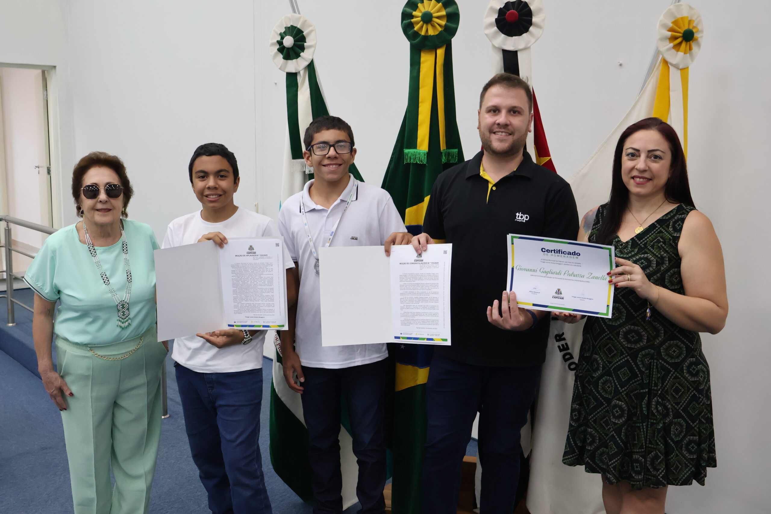 Medalhista da Olimpíada Brasileira de Astronomia e Astronáutica é homenageado pelo Thiago Braggion