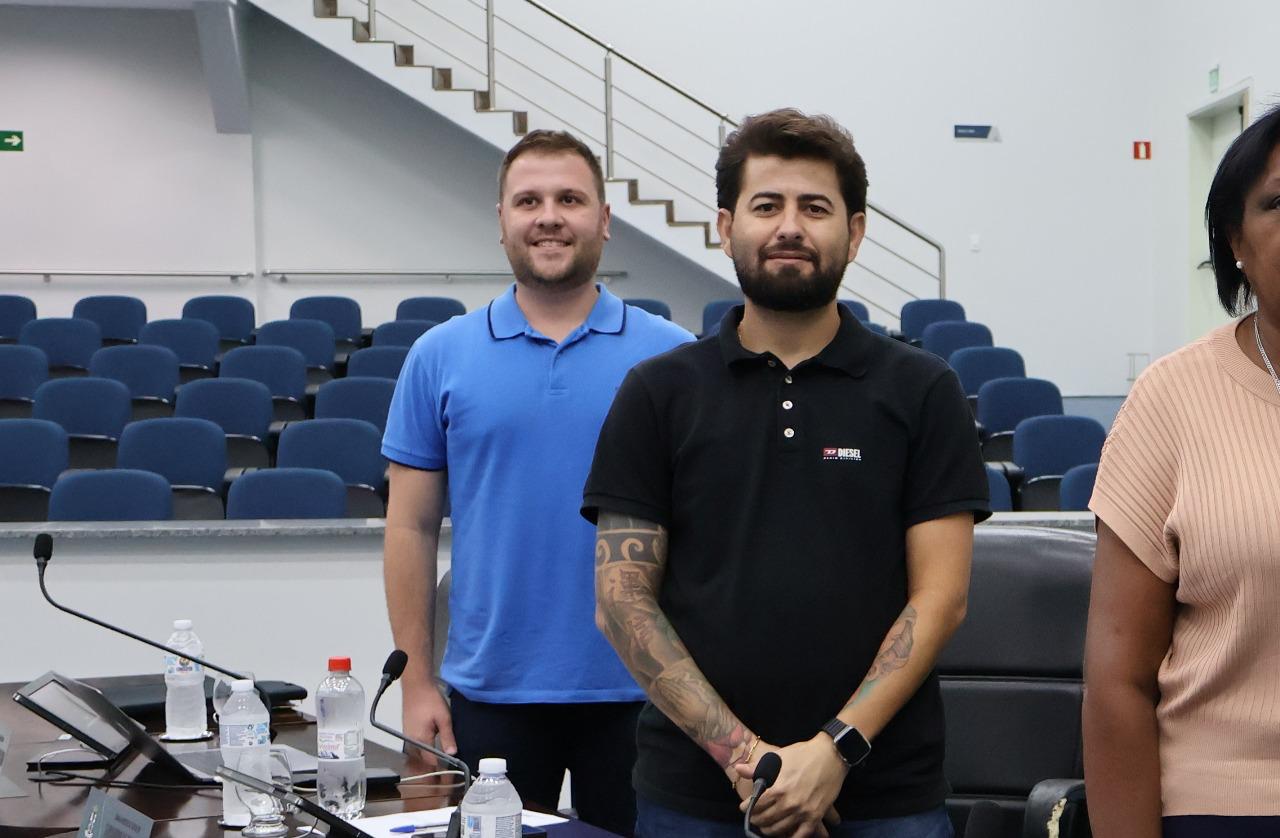 Reajuste da Zona Azul gera questionamentos de Thiago Braggion e Sandro Modas