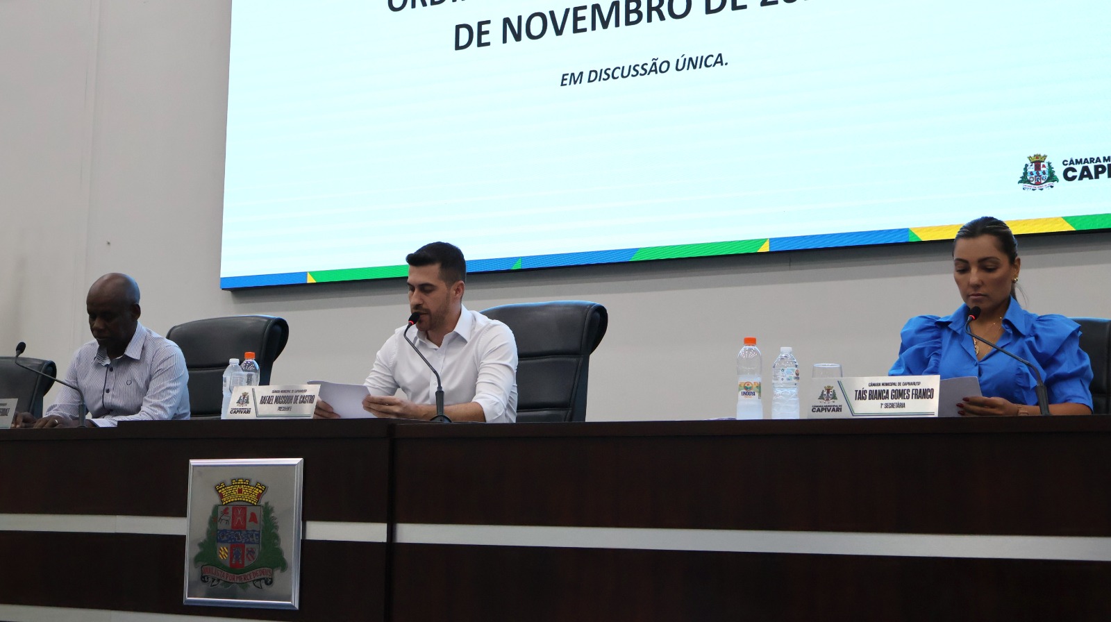 Câmara realiza 39ª Sessão Ordinária com foco em melhorias urbanas e andamento de projetos municipais