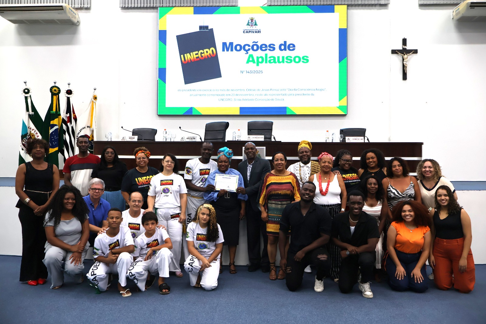 Câmara entrega Moção de Aplausos pelo Dia da Consciência Negra