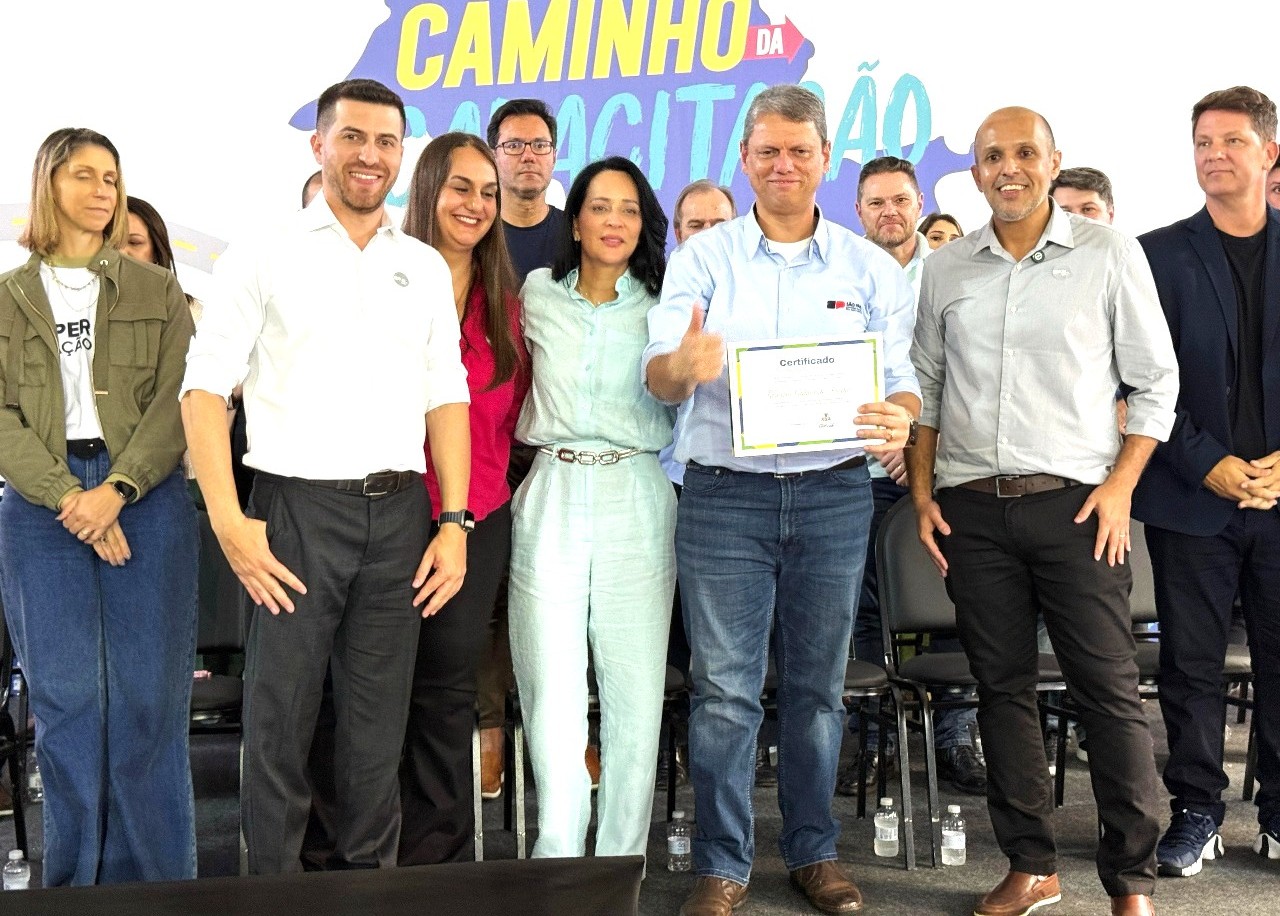 Governador Tarcísio de Freitas visita Capivari