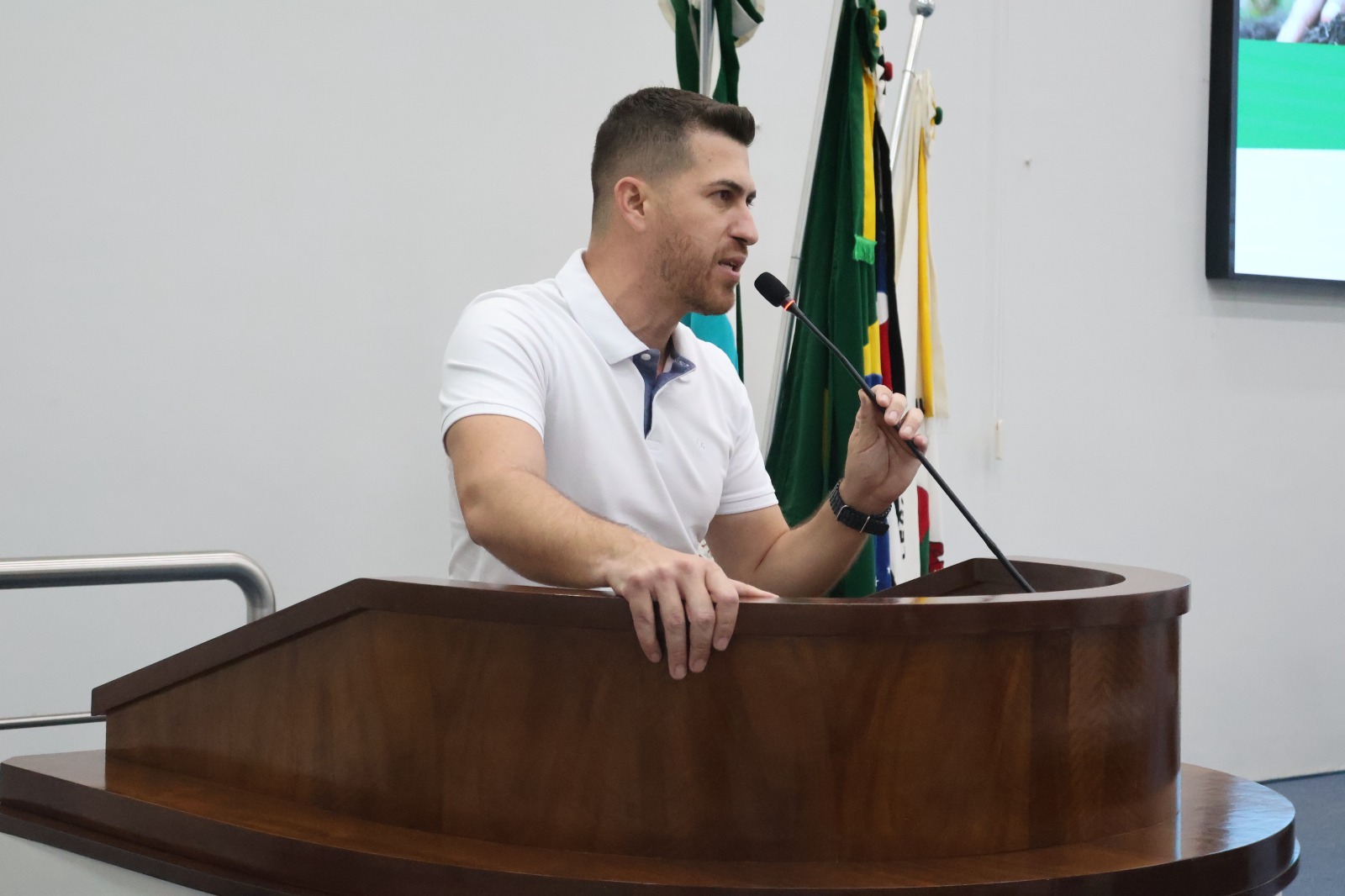 Presidente da Câmara de Capivari propõe ampliação da EMEI Rainha da Paz