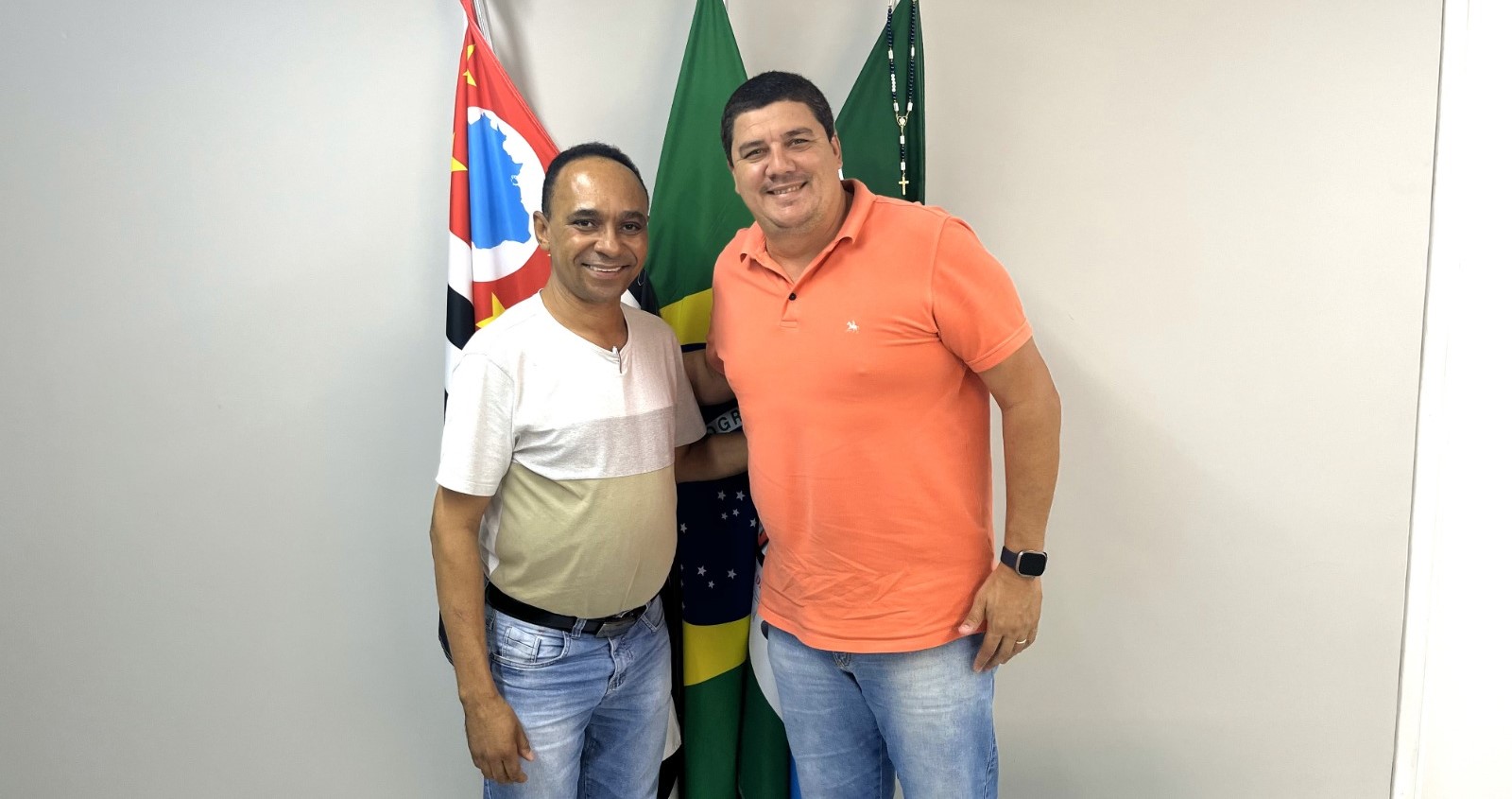 Vereador Nelson Soares visita a Secretaria de Educação