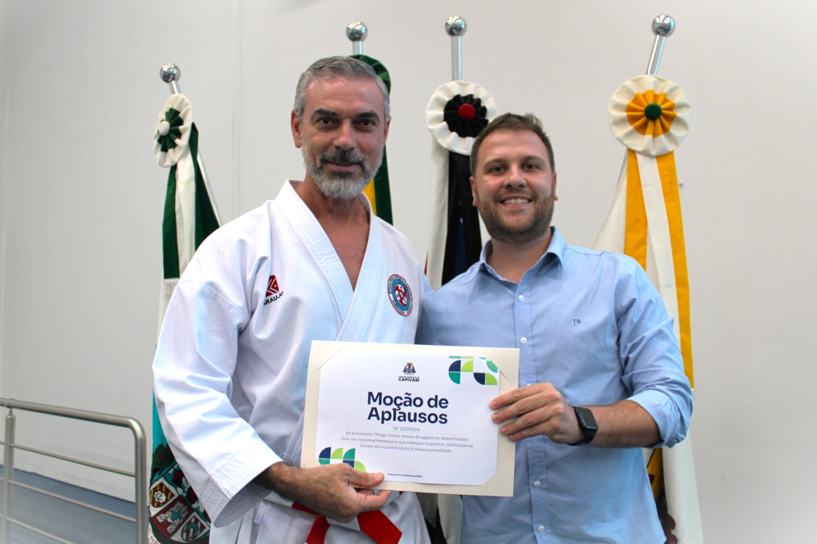 Presidente da Câmara Thiago Braggion concede Moção de Aplausos ao Sensei Edison Zuin