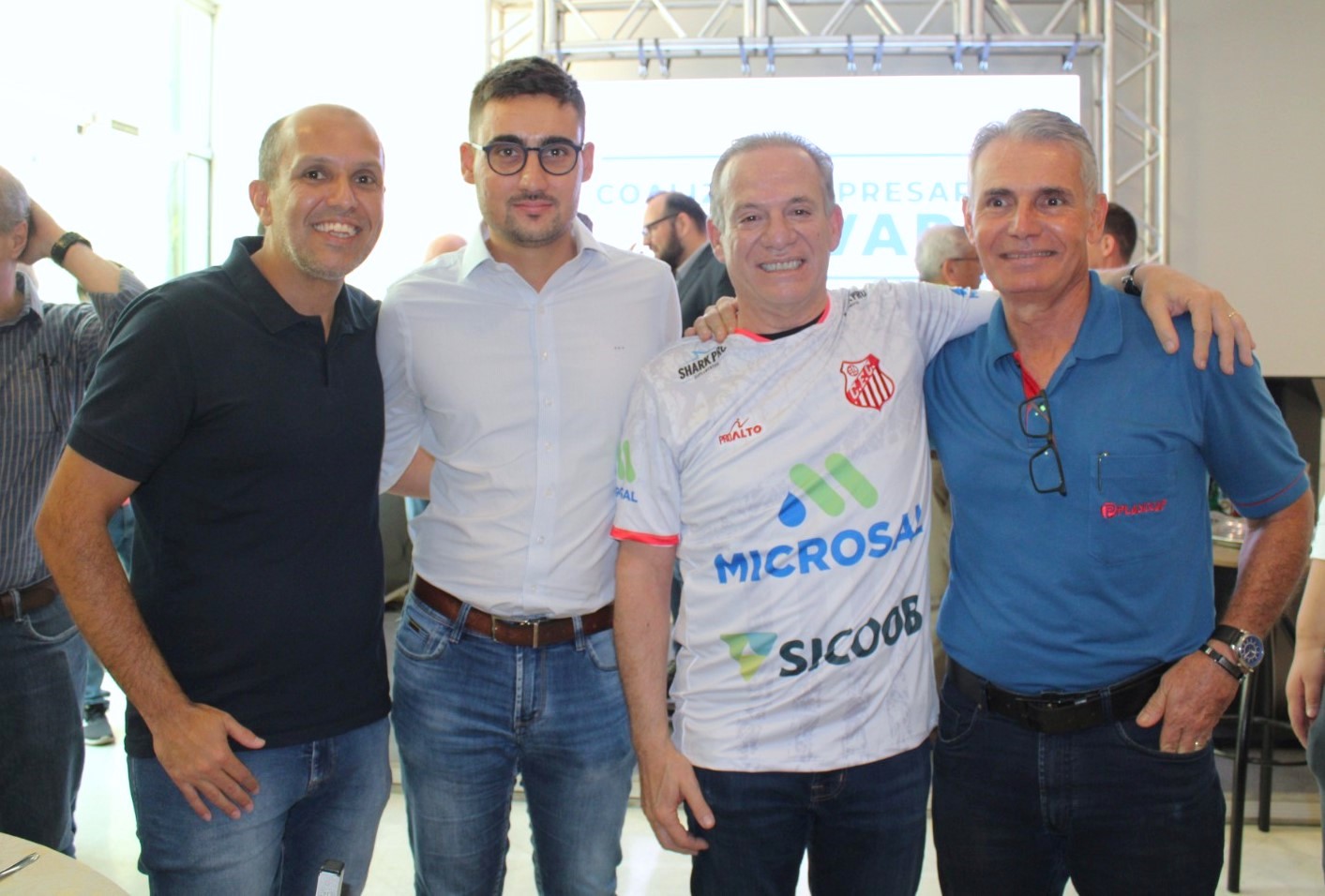 Vereador José Eduardo Pacheco prestigia evento ‘Coalizão Empresarial Capivari’