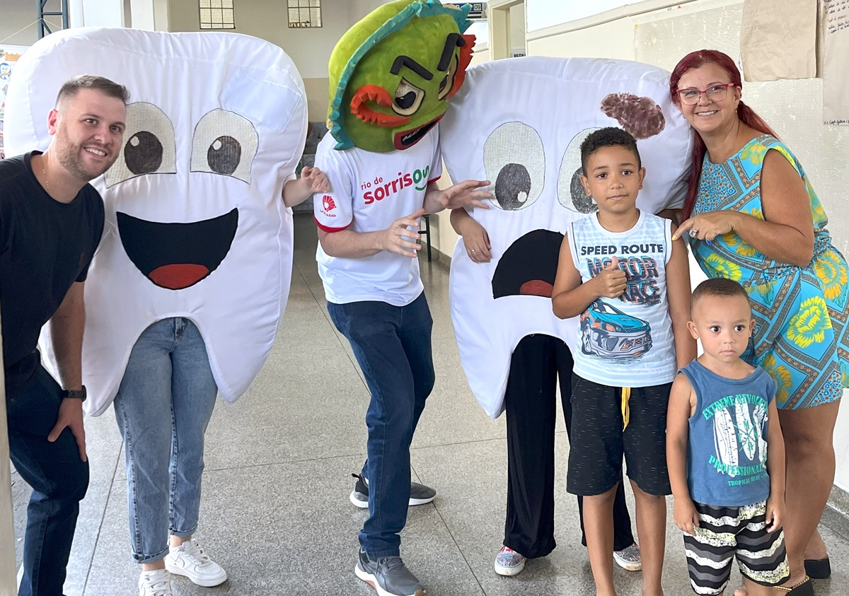 "Rio de Sorrisos" oferece atendimento odontológico e educação lúdica