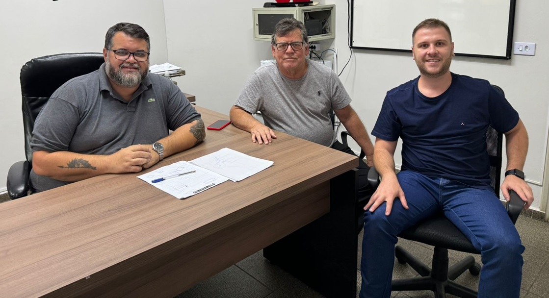 Reunião com secretário busca melhorias para a Vila Fátima