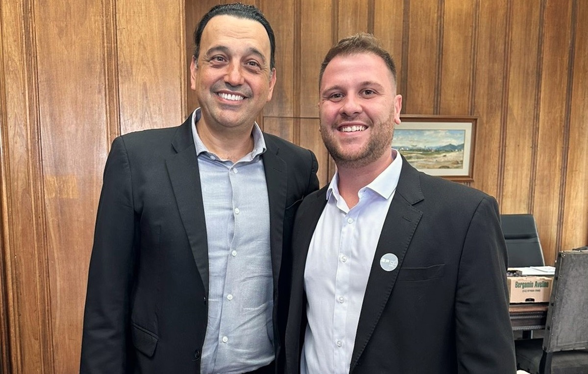 Presidente do Parlamento Regional de Piracicaba Thiago Braggion participa da reunião com governador  