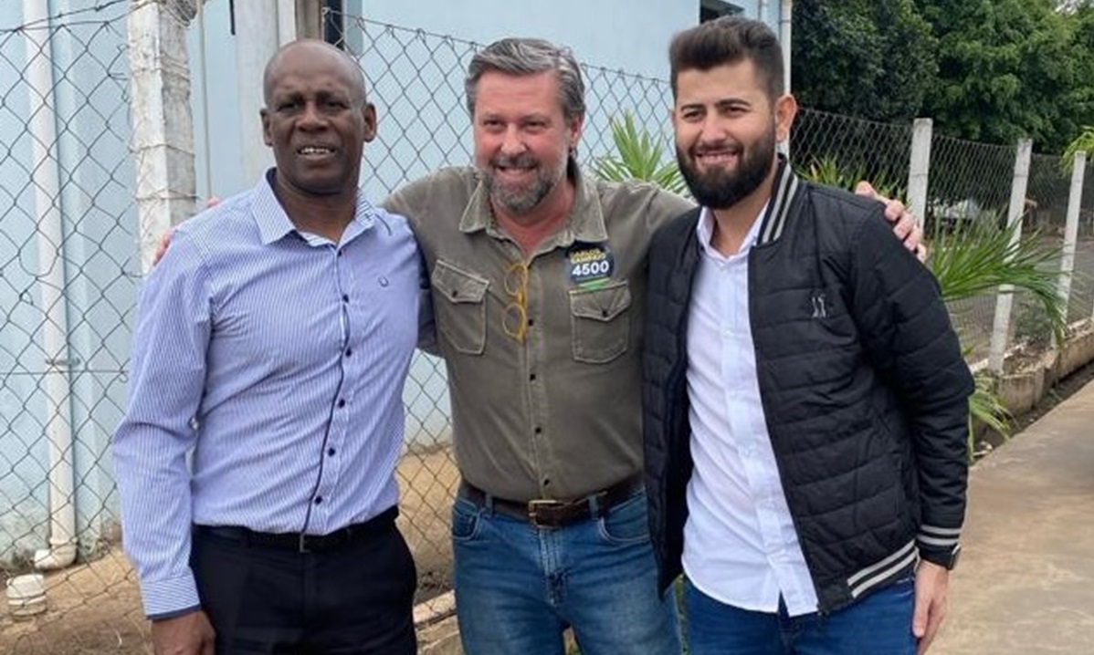 Vereadores Sandro e Odésio conquistam emenda para a Santa Casa de Capivari
