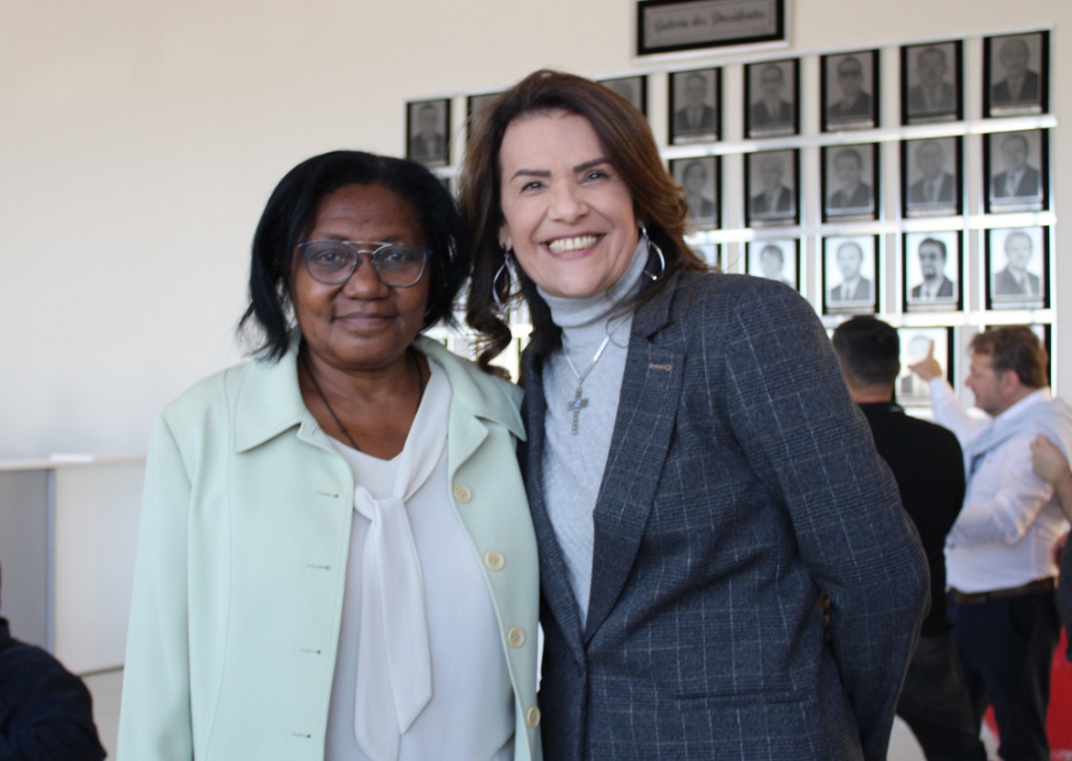 Vereadora Inês agradece deputada Valéria Bolsonaro pela liberação do desassoreamento do rio Capivari