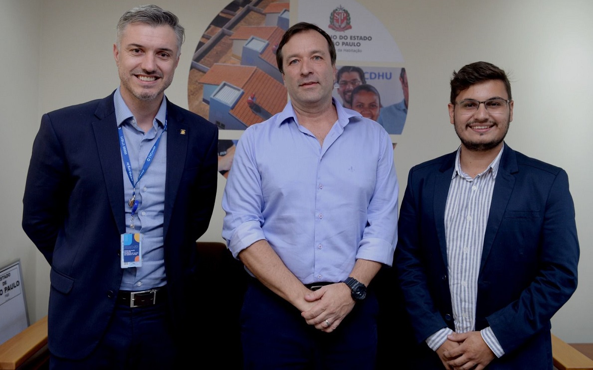 Vereador Vinícius Scarso se reúne com secretário estadual de Desenvolvimento Urbano e Habitação
