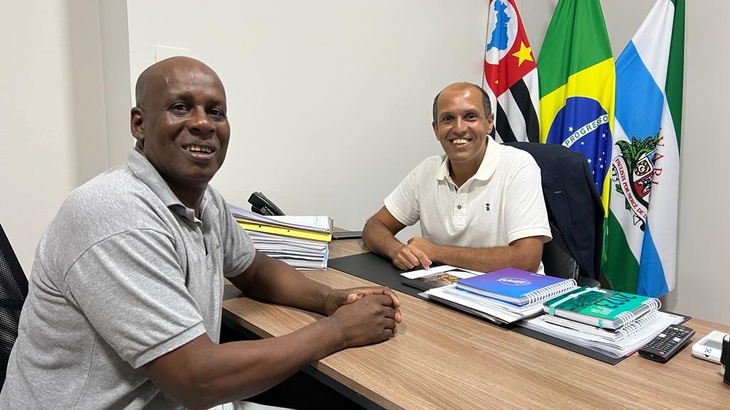 Vereador Odésio Ferraz se reúne com prefeito Vitor