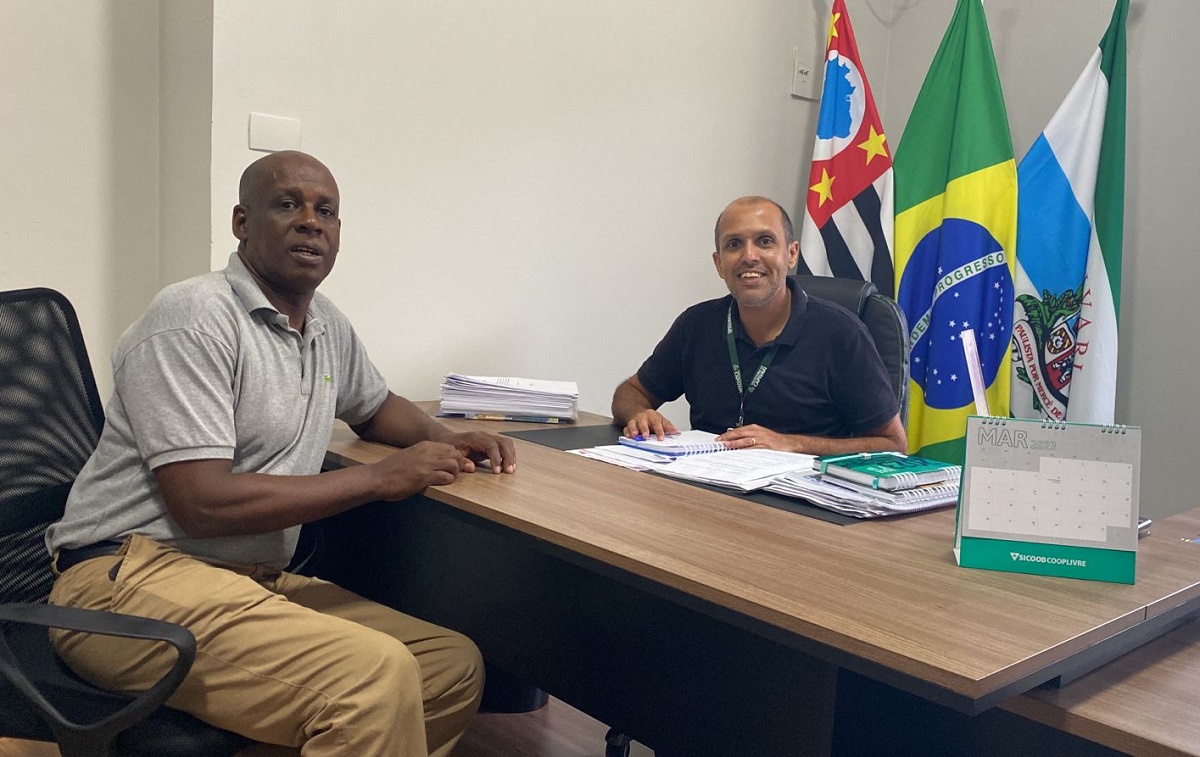 <strong>Vereador Odésio Ferraz pede que Prefeitura faça reparos em diversos pontos da cidade</strong>