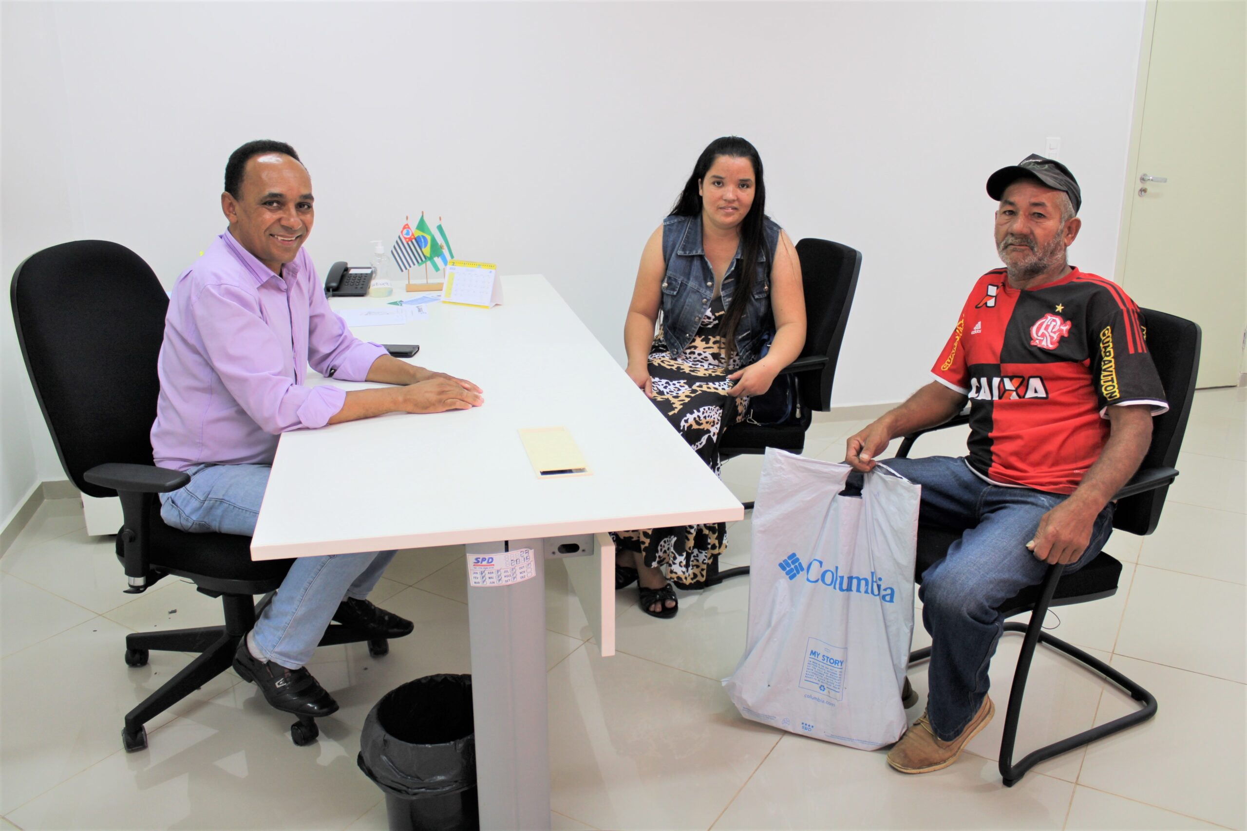 <strong>Vereador Nelson Soares reúne-se com munícipes na Câmara Municipal</strong>
