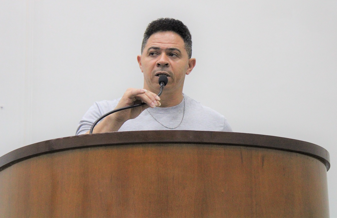 <strong>Vereador Marquinho Mineiro pede providências ao Saae por falta de água nos bairros</strong>