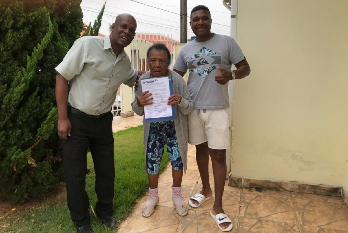 Vereador Odésio Ferraz homenageia Eulália Costa pelos 100 anos de vida