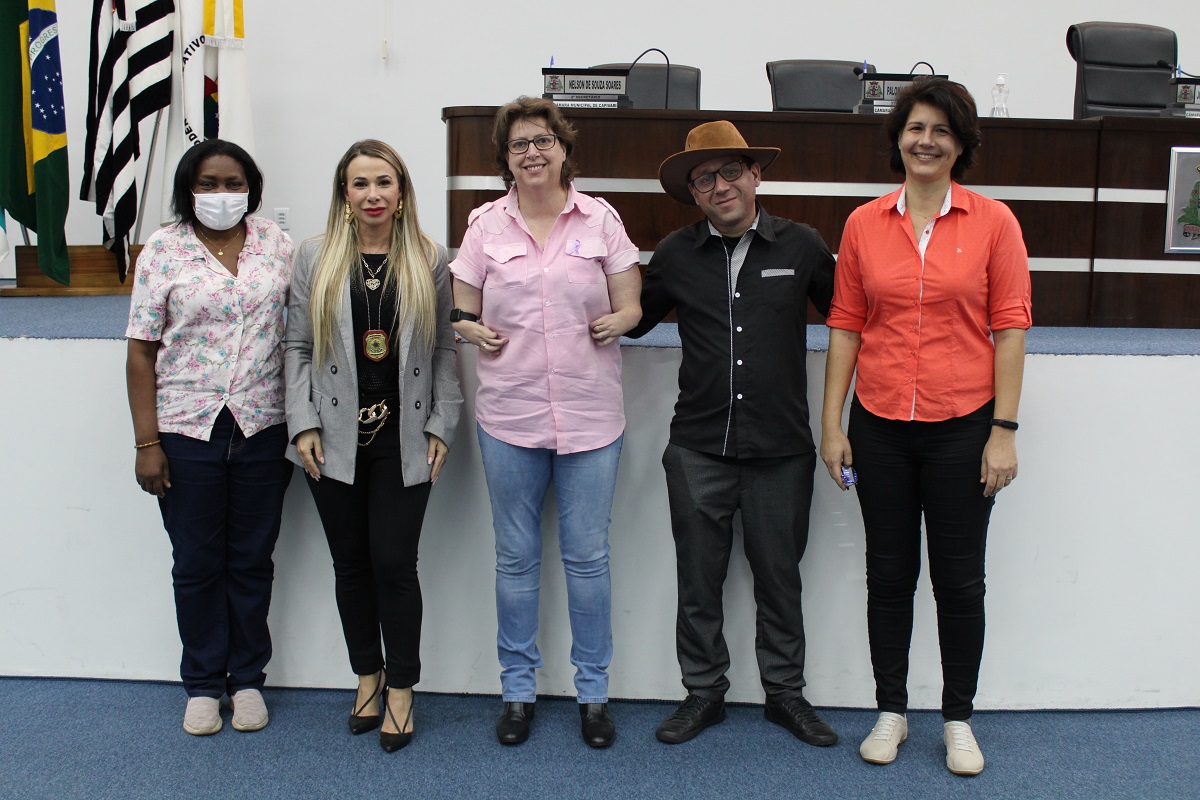 Agosto Lilás: Câmara de Capivari promove evento com participação da delegada, psicóloga e vítima de violência doméstica