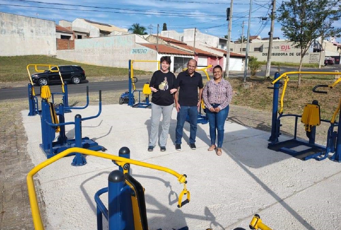 Vereadoras Paloma e Sele conquistam academia ao ar livre e playground adaptados para Capivari