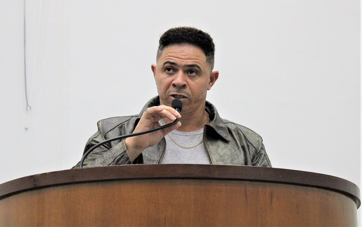 Vereador Marquinho Mineiro pede acostamento na estrada vicinal entre Capivari e Mombuca