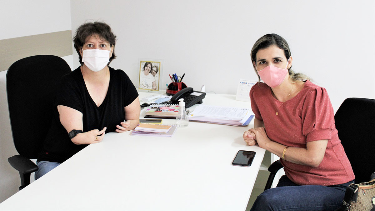 Vereadora Sele Rosada trata de ações culturais inclusivas com sobrinha bisneta de Tarsila do Amaral