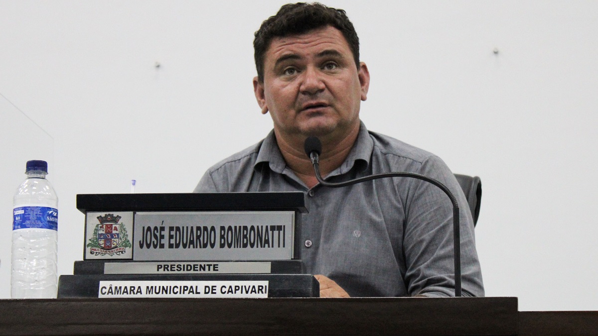 Presidente Du Tambú anuncia agenda de atendimentos aos munícipes na feira e nos bairros