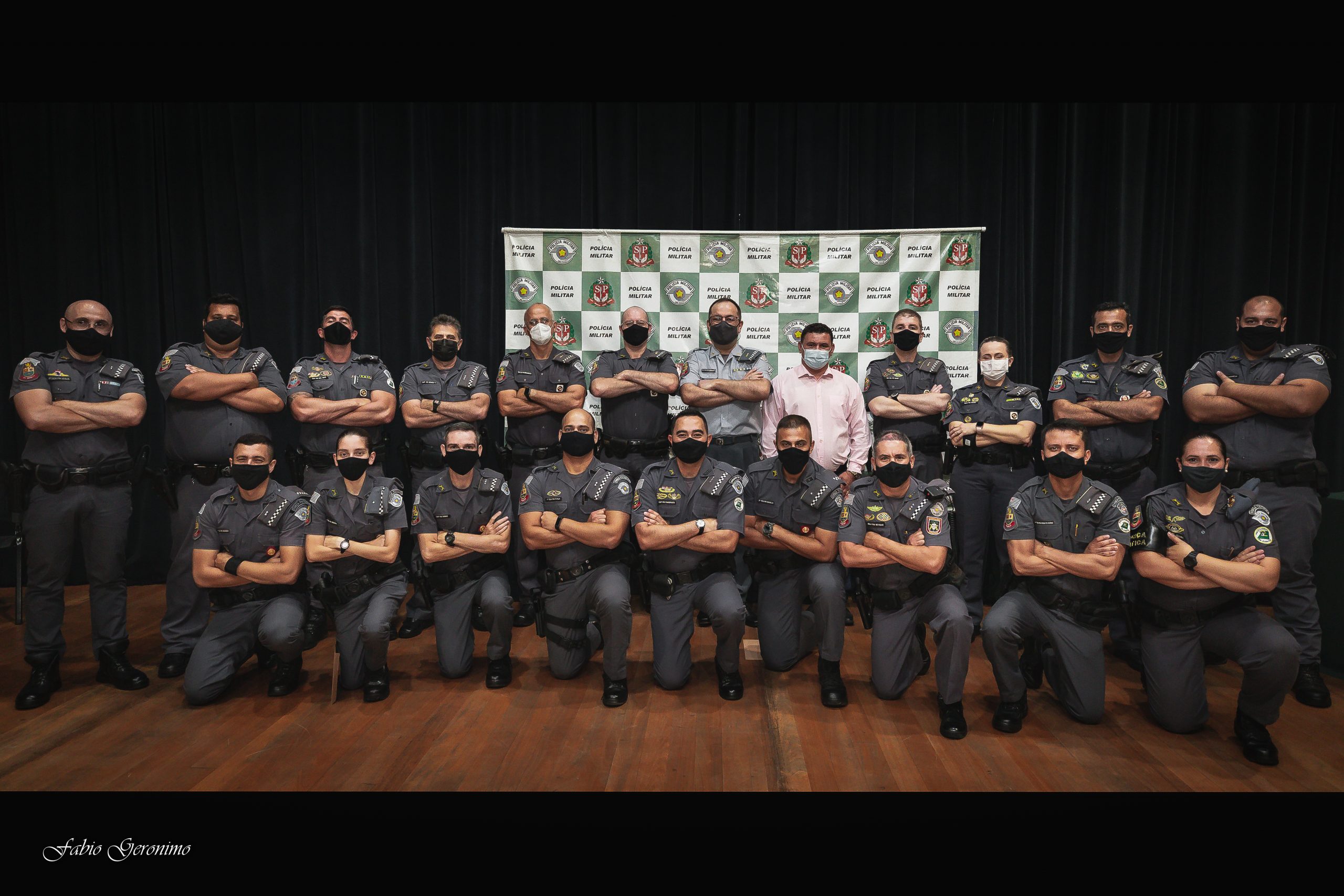 Presidente Du Tambú prestigia solenidade de aniversário do 10º Batalhão da Polícia Militar