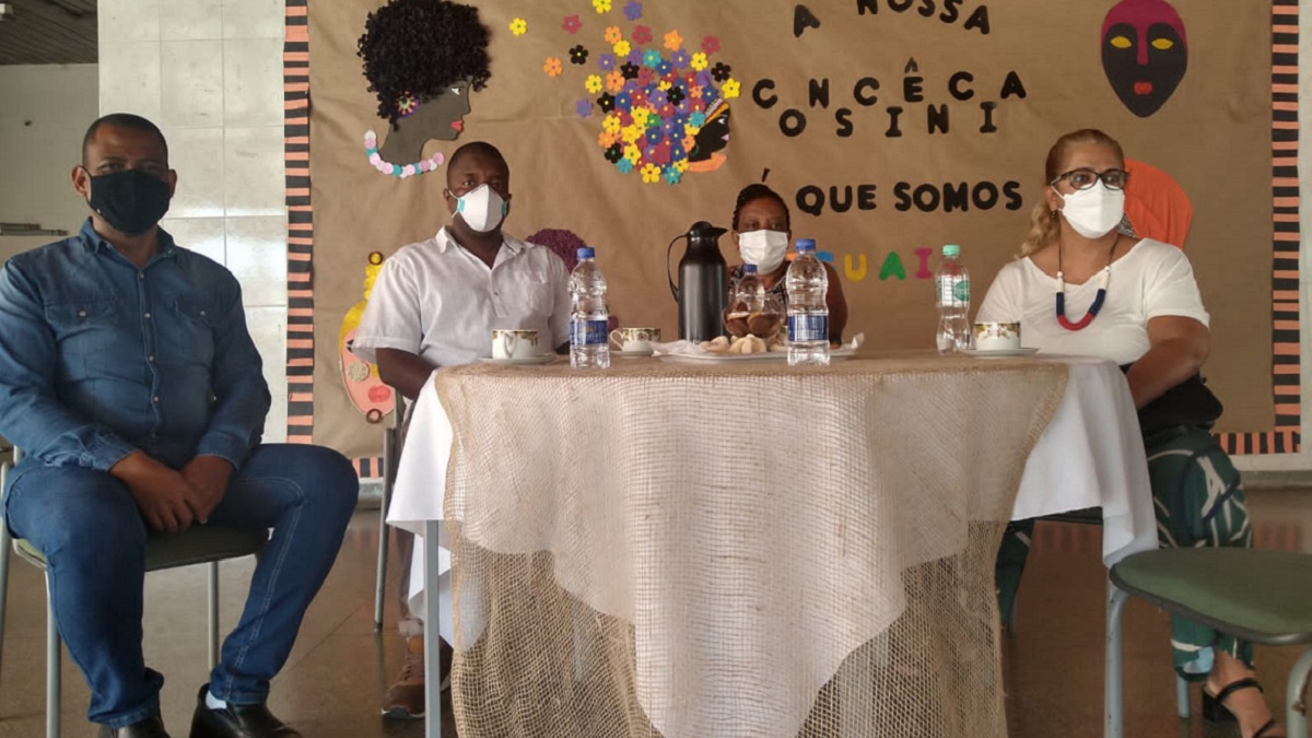 Vereador Denilton Rocha ministra palestras sobre Racismo Estrutural em escolas públicas